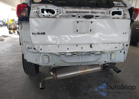 2019 Toyota Rav4 Le z USA, uszkodzony, nr VIN 2T3H1RFV6KW038693